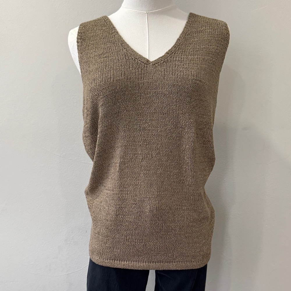 August Silk Sweater Tank – Size Small